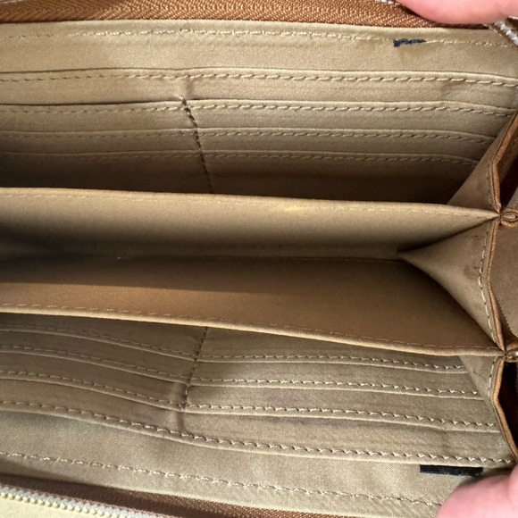 Relic Pink and Blue Chevron Wallet - Picture 4 of 6